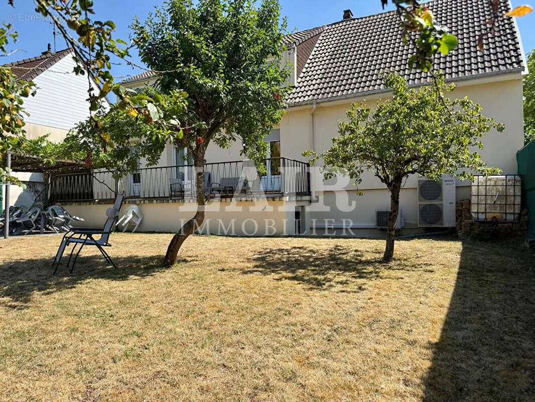 Pavillon de 146m² à vendre à Alençon - Réf 15488 - photo 11
