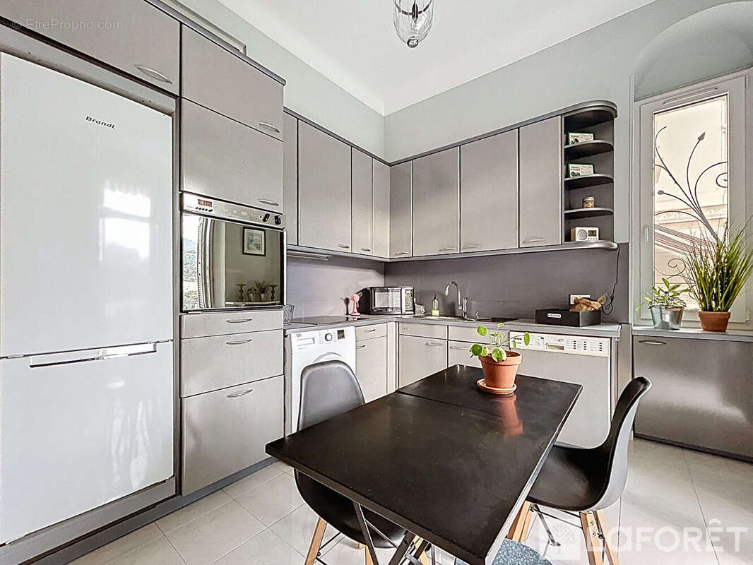 Appartement à MENTON