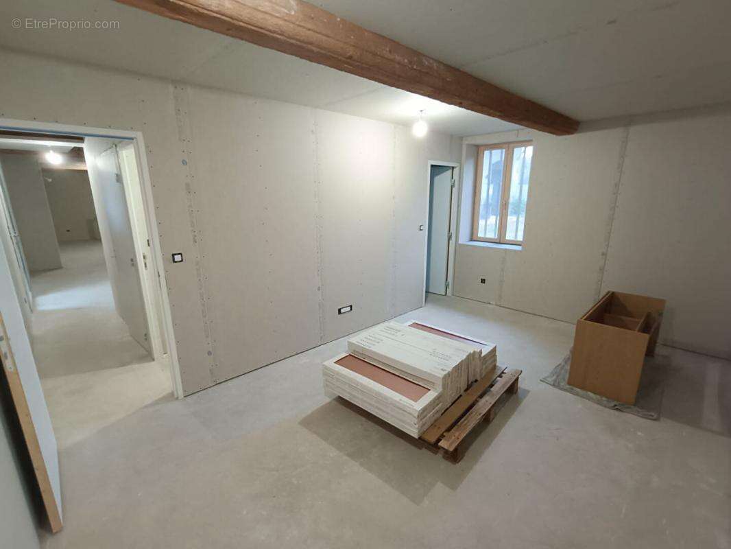 Maison à SAINT-DIDIER-SUR-CHALARONNE