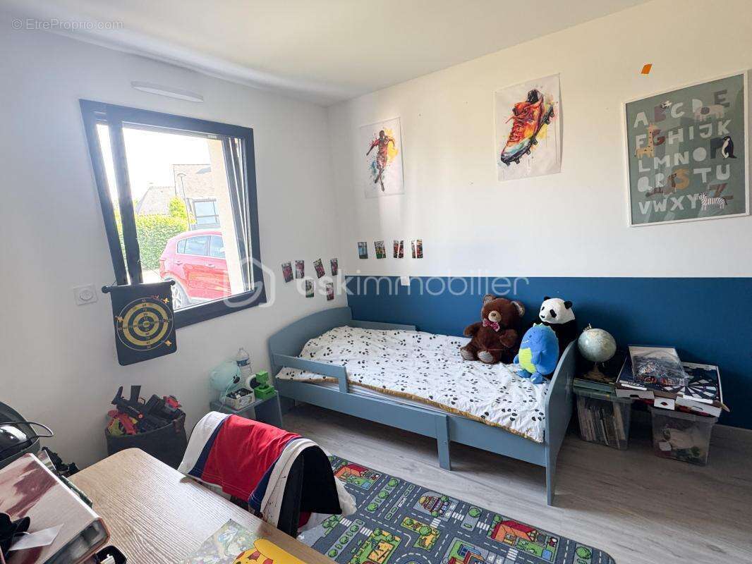 Maison à SAINT-PIERRE-LA-COUR