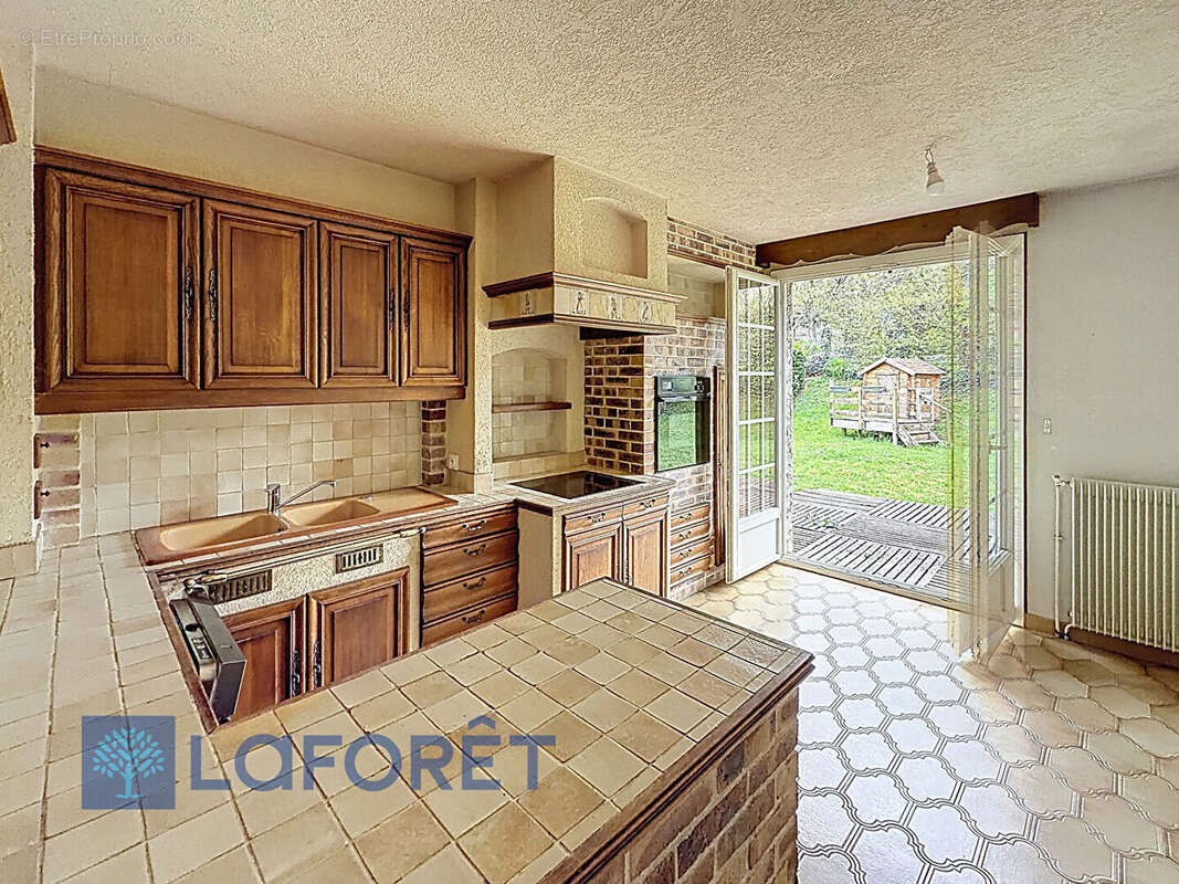 Maison à AULNAY-SUR-ITON