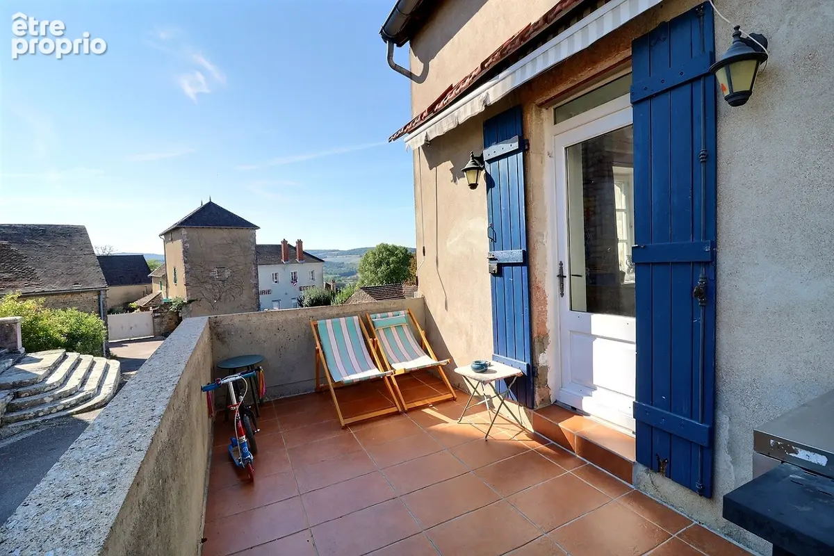 ALUZE, maison de village avec terrasse et vue dégagée - photo 13