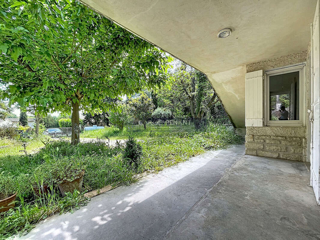 Appartement à VACQUEYRAS