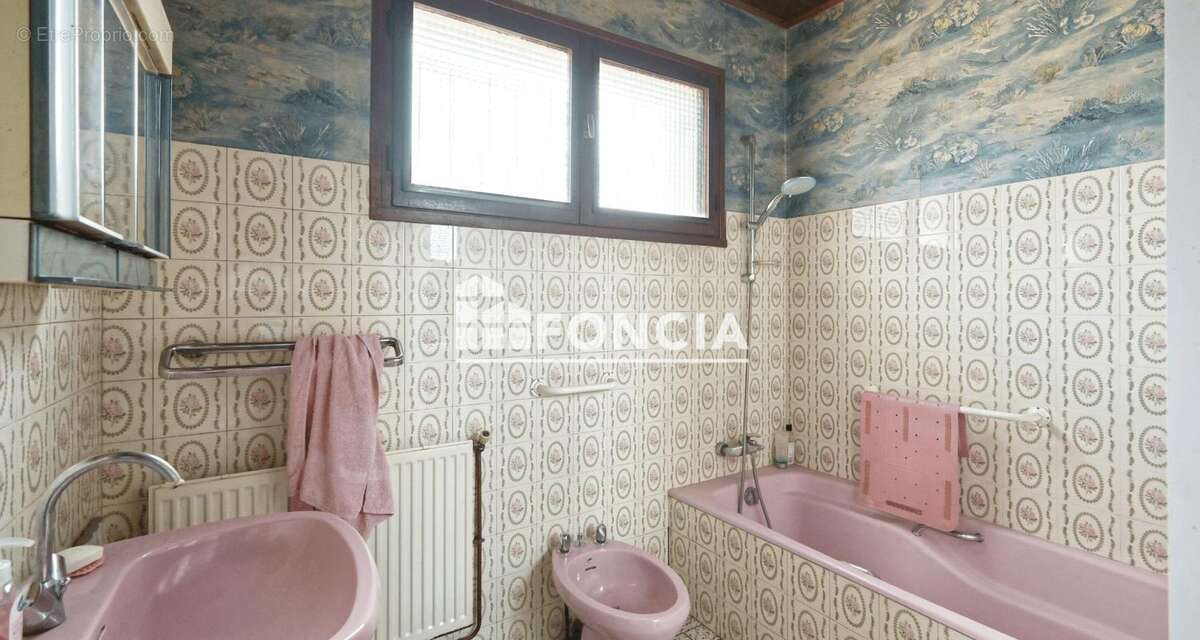 Maison à LE CHEYLAS