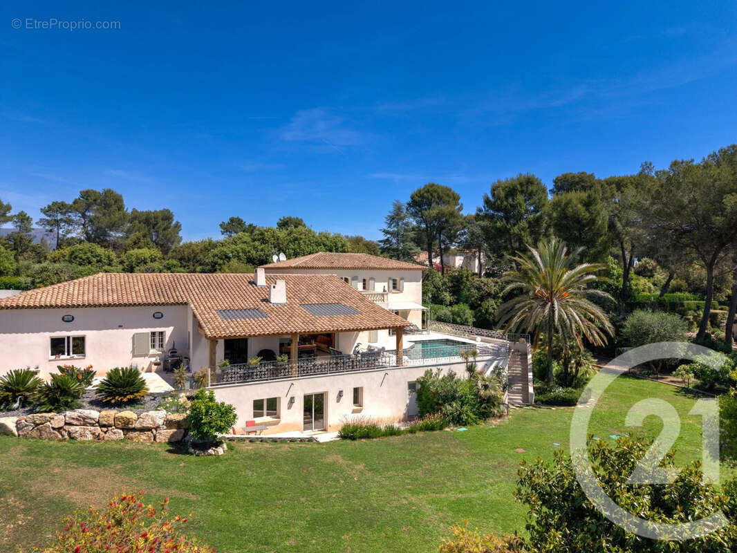 Maison à BIOT