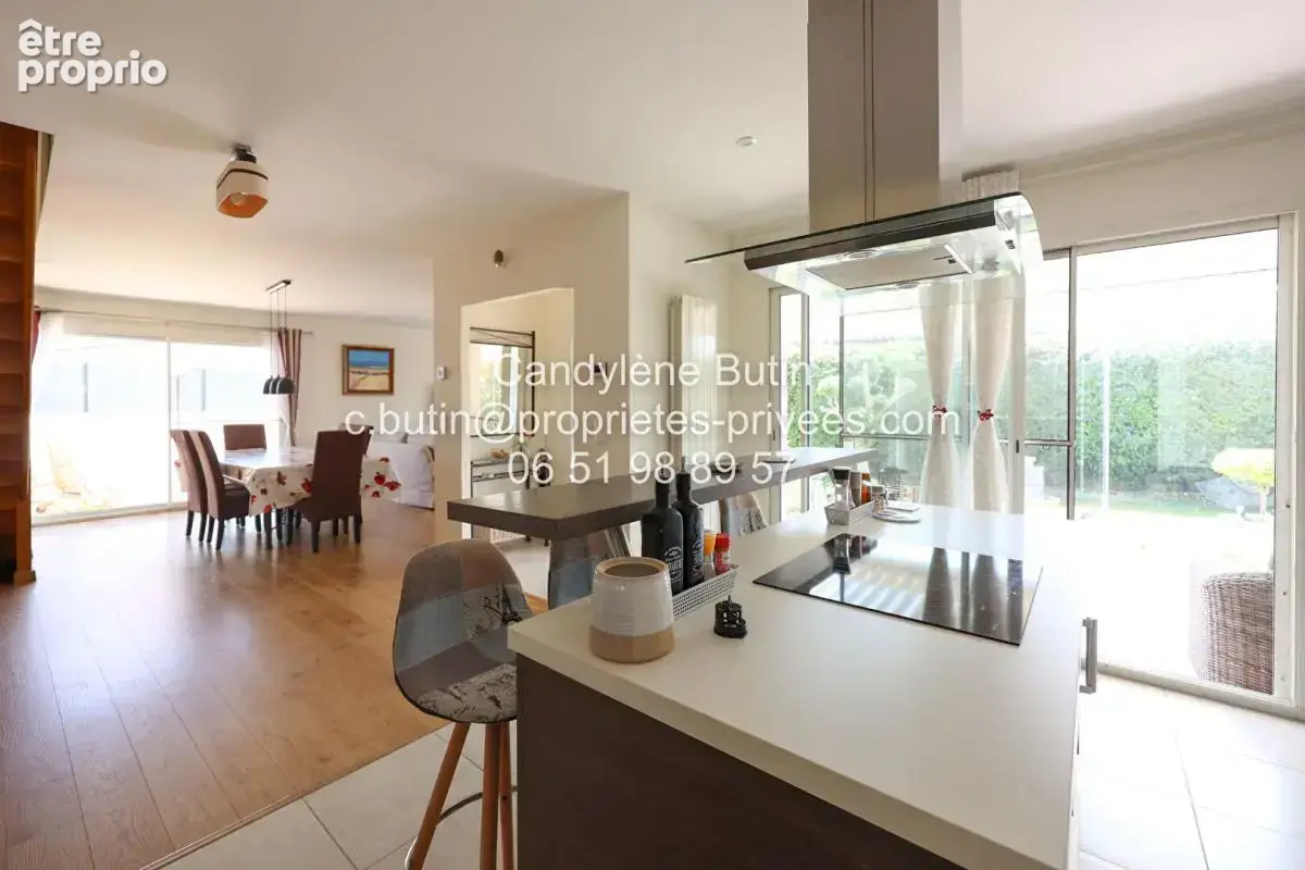 Élégante villa contemporaine de 140 m² aux prestations soignées avec vue sur les vignes - photo 5