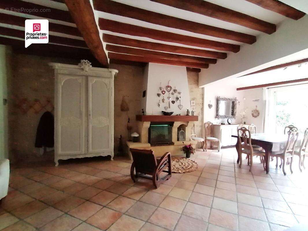 (95450) AVERNES - Maison de village 8 pièce(s) 225 m2, 5 chambres, jardin - photo 3