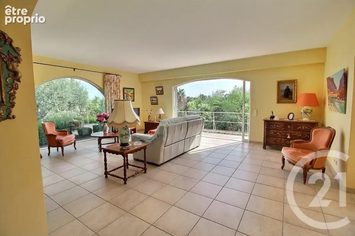 Maison 6 pièces 171 m² à vendre à Biot (06410) - photo 4