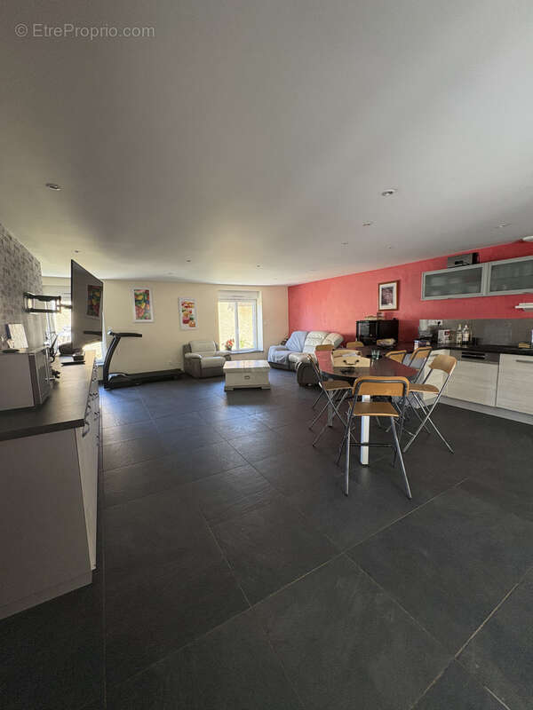 Maison 105 m² à Corent  - photo 19