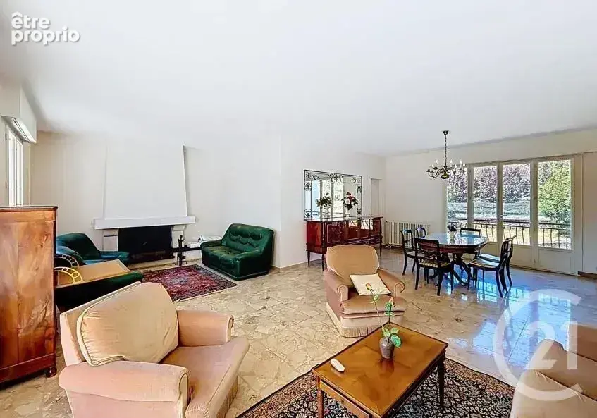 Maison 8 pièces 262 m² à vendre à Rambouillet (78120) - photo 5