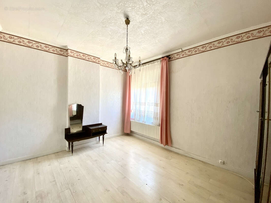 Maison à MAUBEUGE