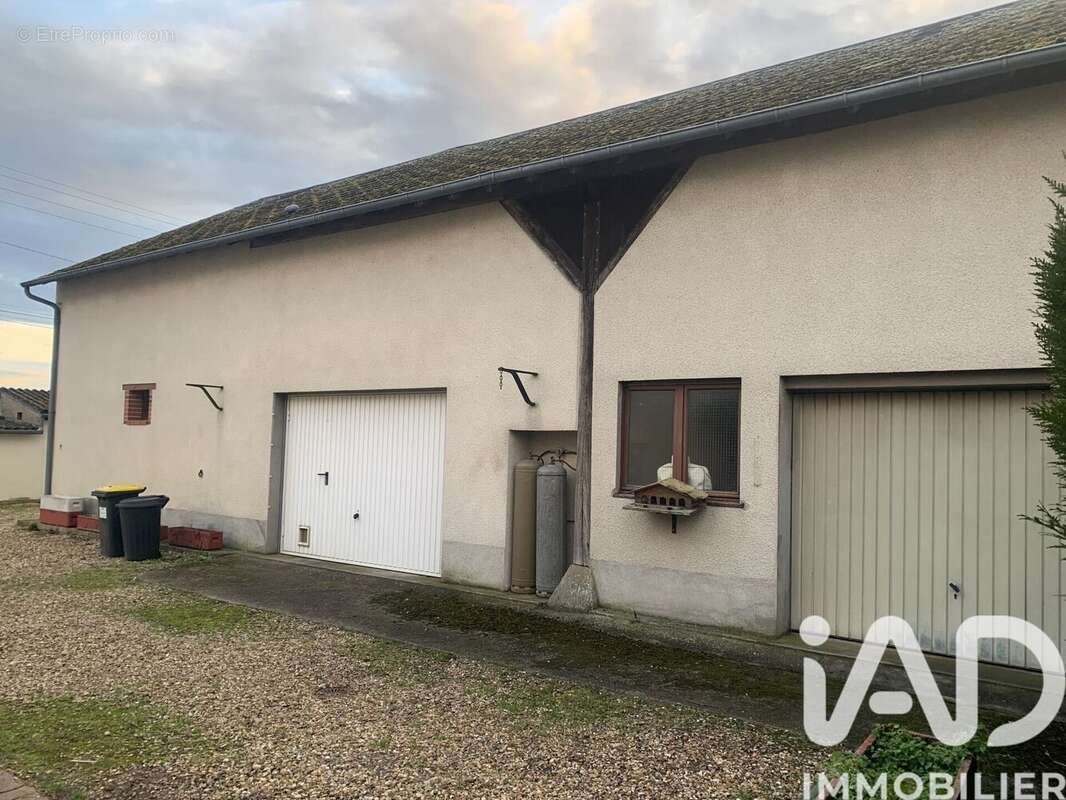 Photo 2 - Maison à SAINT-AY