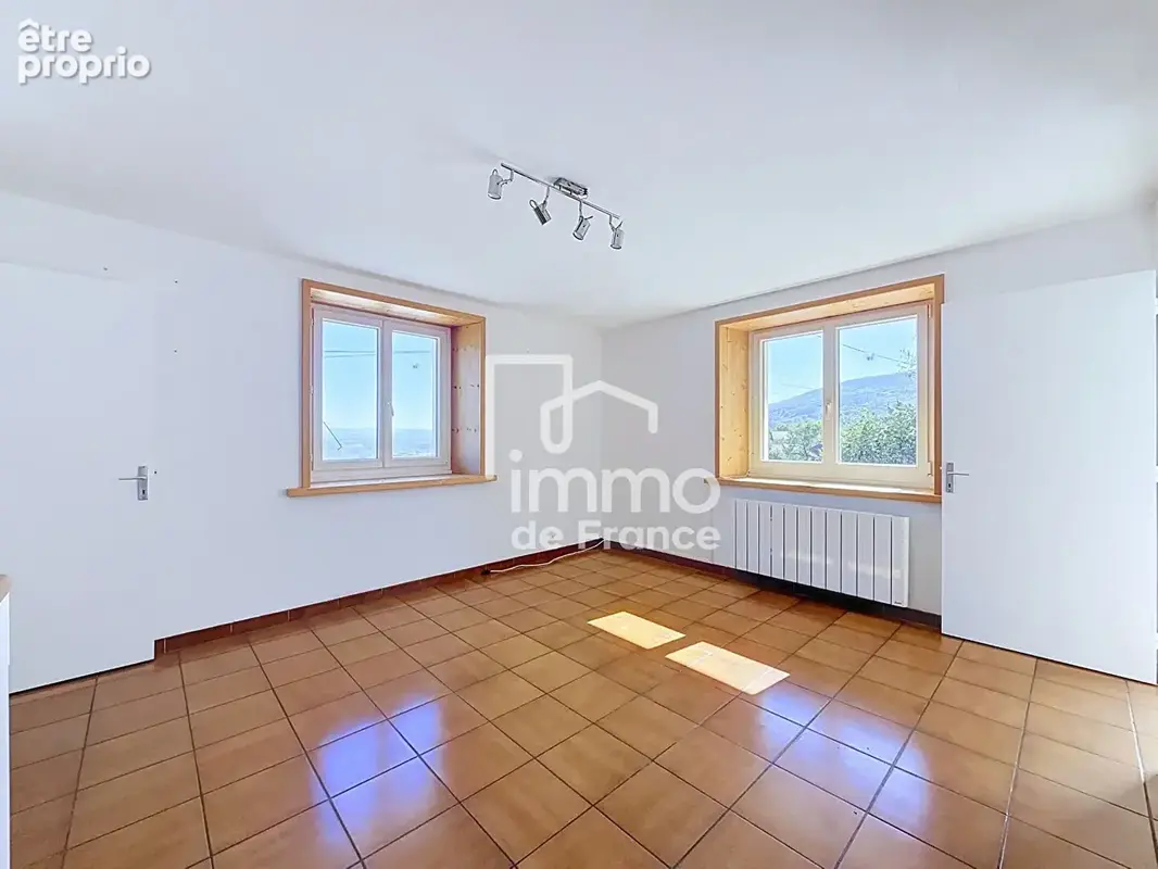 Appartement Montanges 2 pièce(s) 71 m2 - photo 4