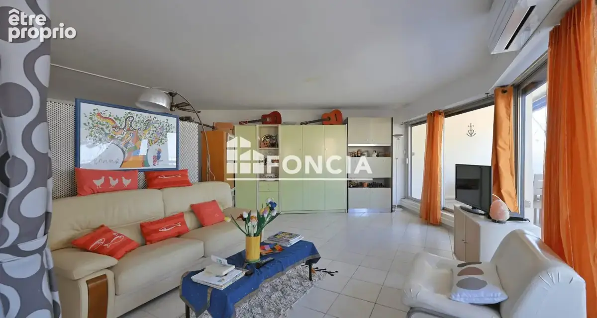 PORT CAMARGUE Plage nord double appartement superficie 80 m²  terrasses vue port grad garage parking - photo 2
