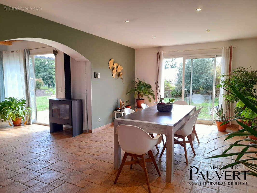 À vendre   Maison familiale de 168 m2 au Carlaret (Ariège), à 10 min de Pamiers   340 000 € HAI - photo 9
