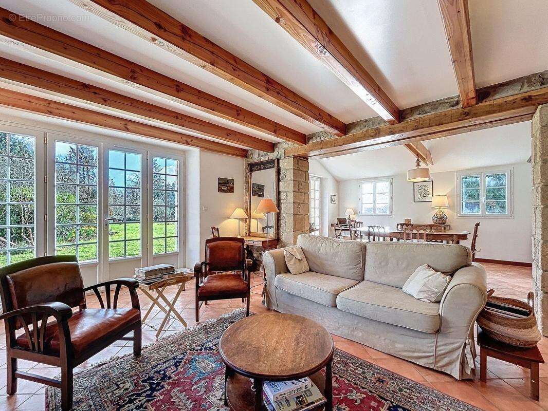 Maison à CLOHARS-CARNOET