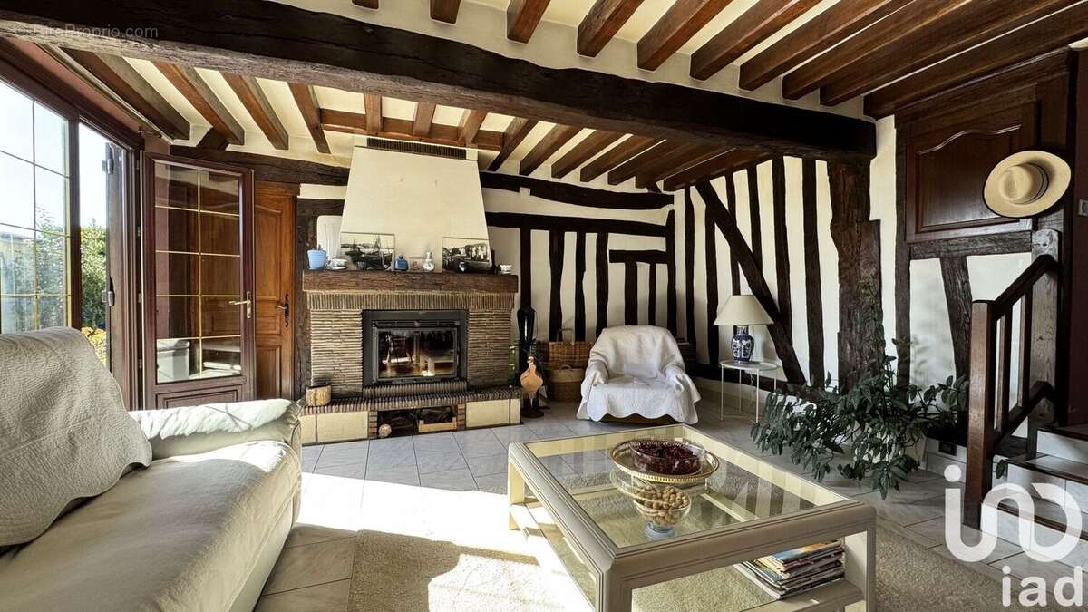 Maison 111 m² à Sylvains-Les-Moulins  - photo 5