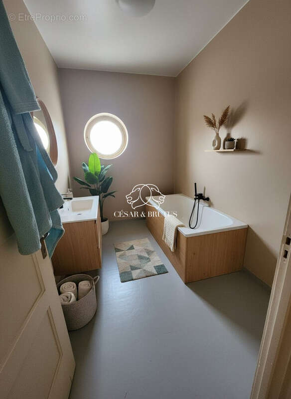 Appartement 137 m² à Lyon-7e  - photo 5