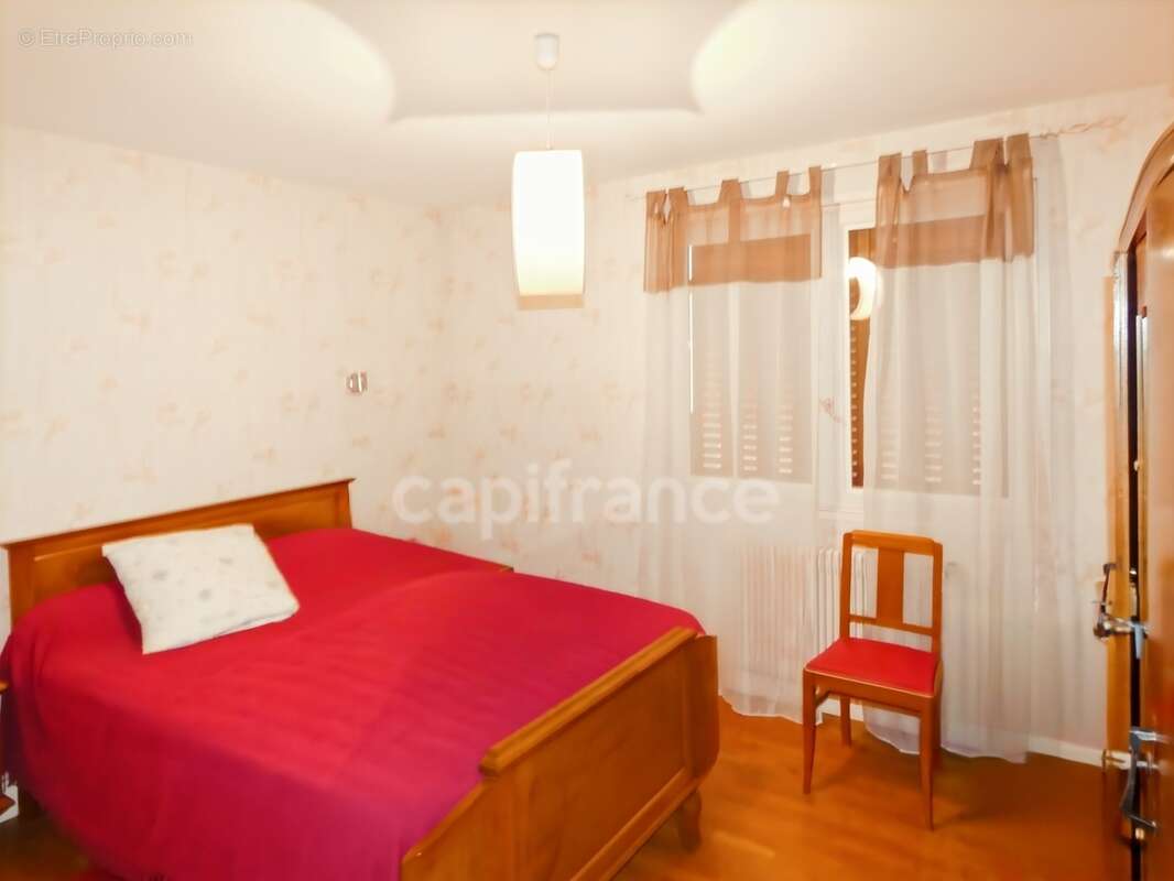 Maison à vendre 7 pièces SAINT MARTIN EN BRESSE (71) - photo 10