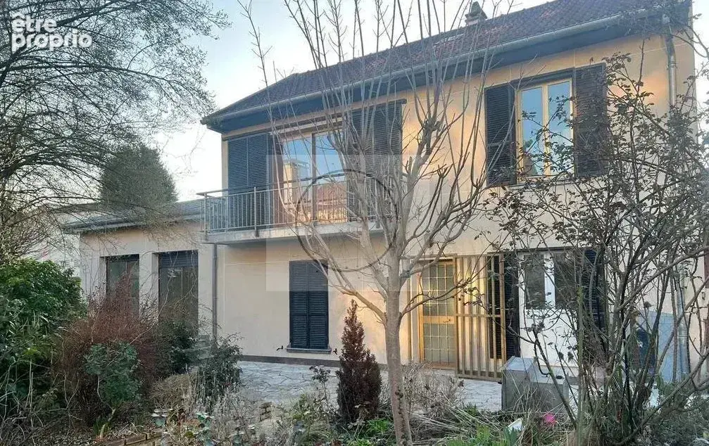 Photo Maison à Le Perreux-Sur-Marne au prix de 750 000€