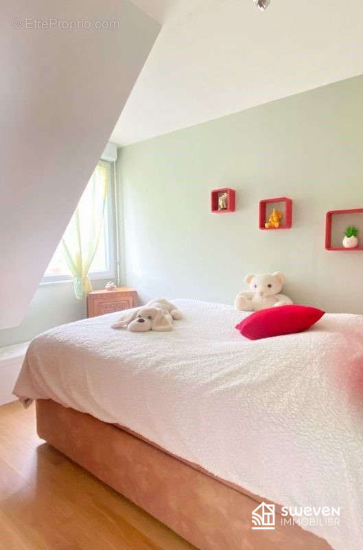 Maison à CHAUCONIN-NEUFMONTIERS