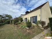 Photo 1 - Maison à CHANTELOUP-LES-VIGNES