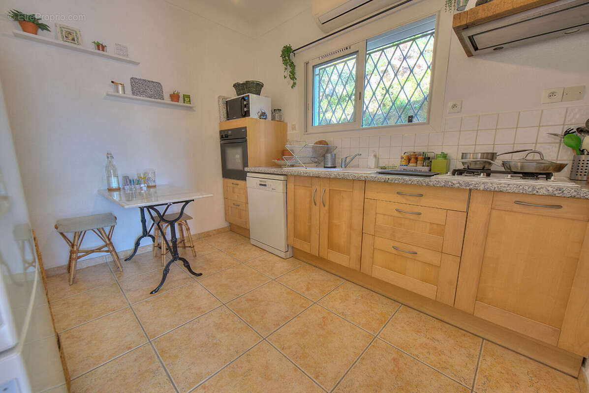 Villa bord de mer et esterel  133 m2  saint raphael - photo 8