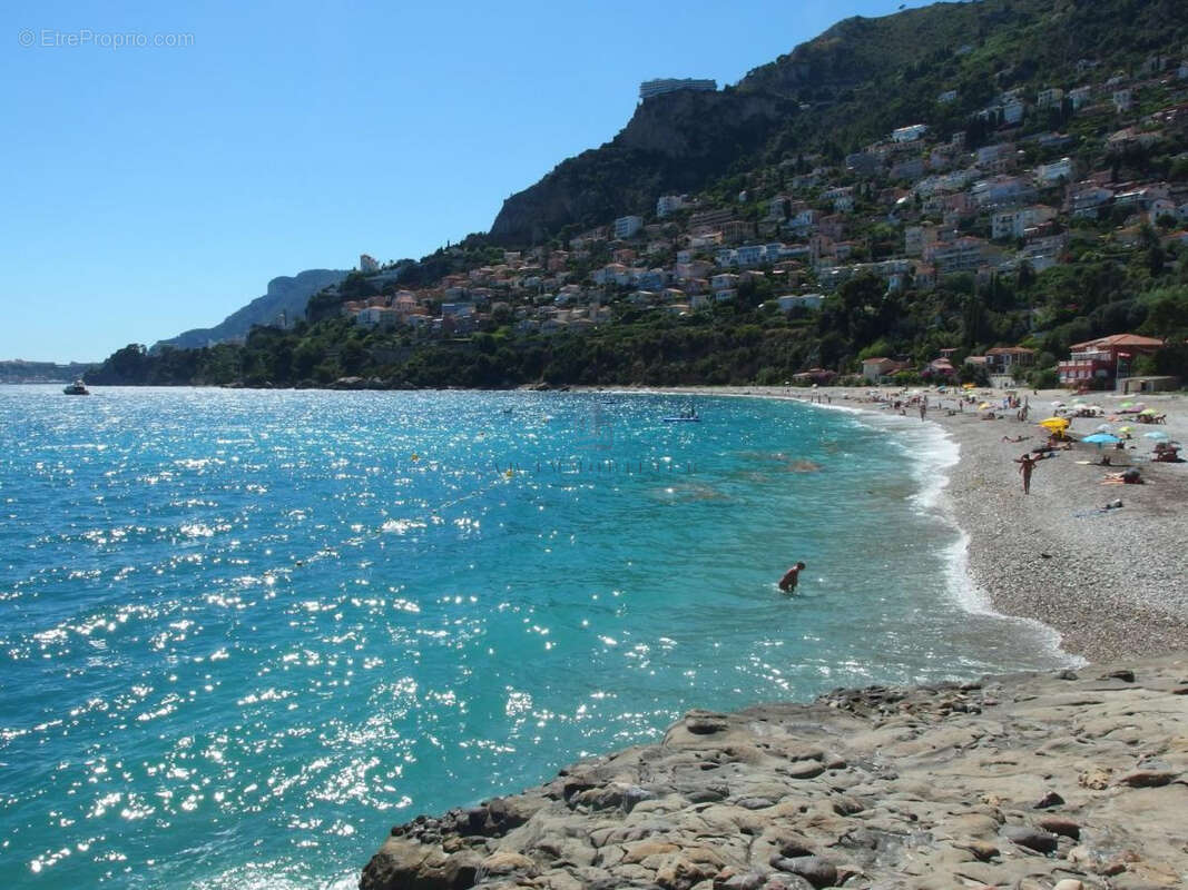 Appartement à ROQUEBRUNE-CAP-MARTIN