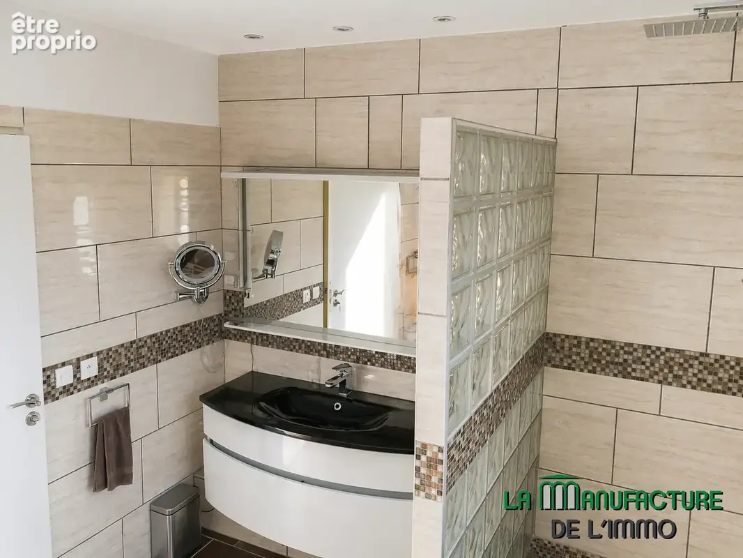 Villa de 280m2 avec piscine et dependance / vue exeptionnelle / saint-genest lerpt - photo 18