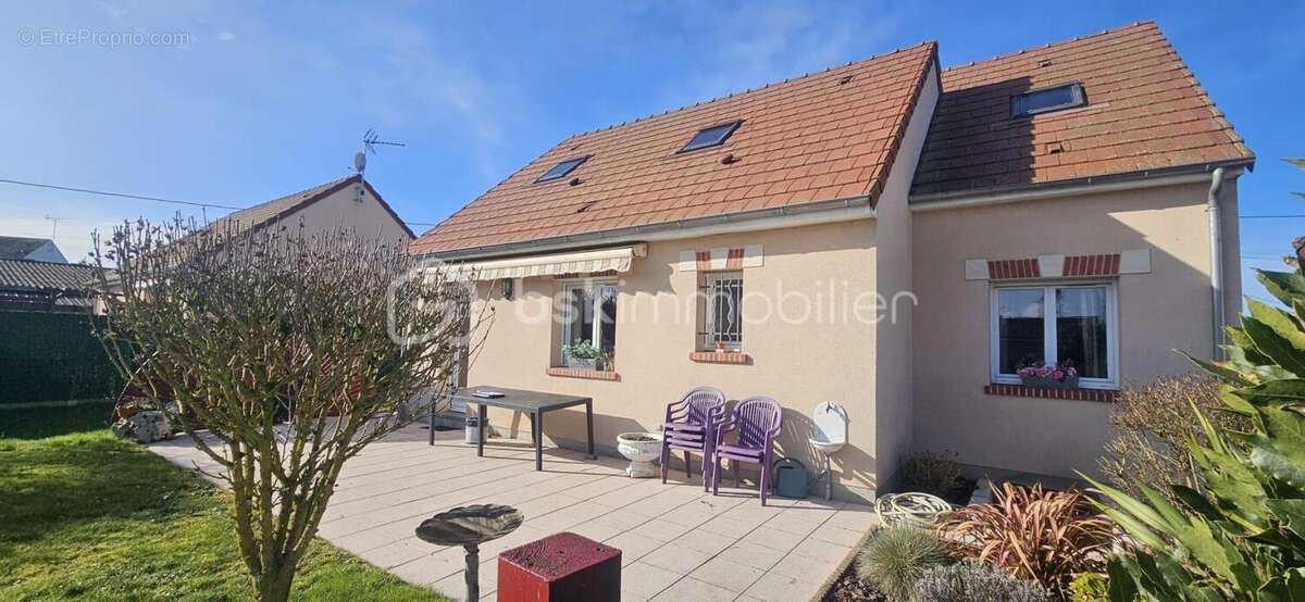 Maison à SULLY-SUR-LOIRE