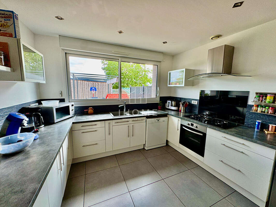 Maison à ROEZE-SUR-SARTHE