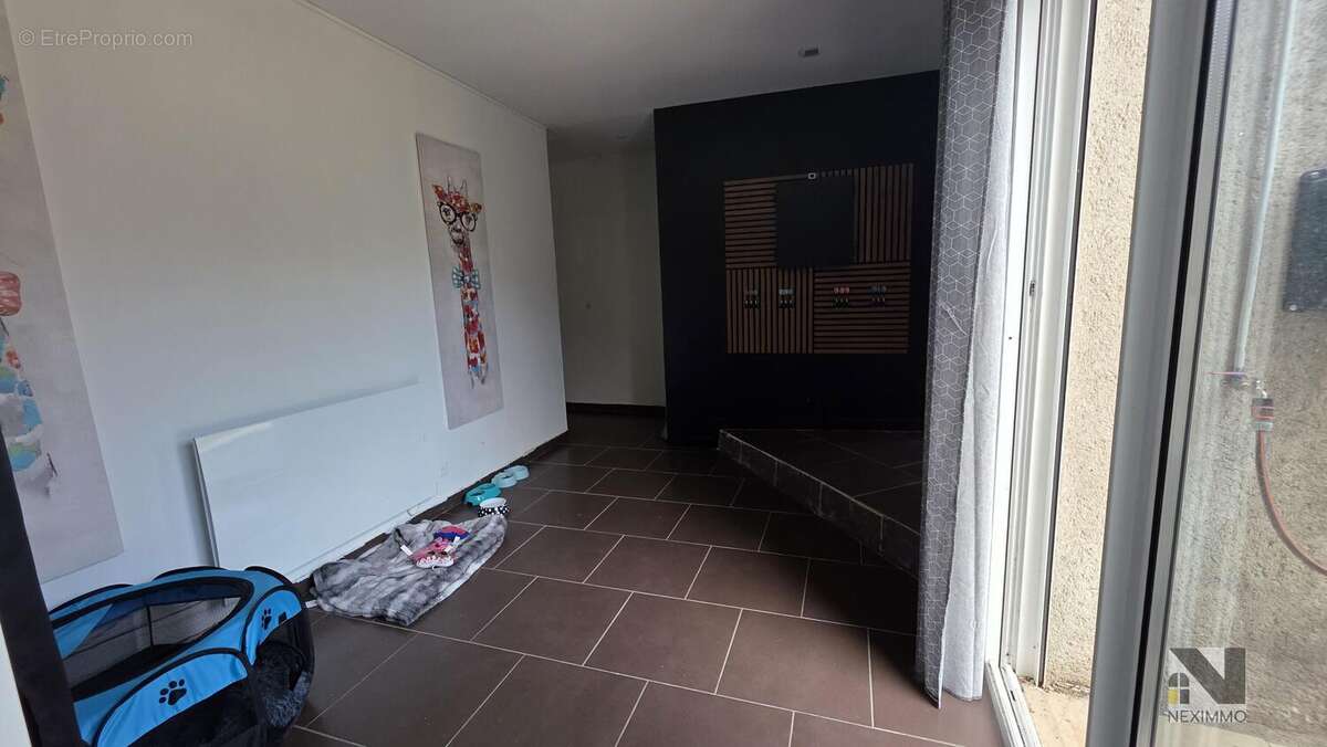 n°5 - Maison à LA MEYZE