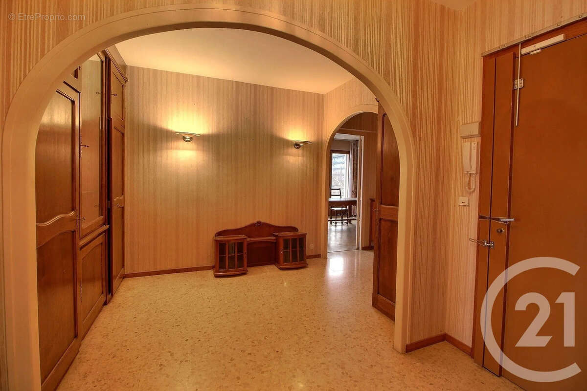 Appartement à EVIAN-LES-BAINS