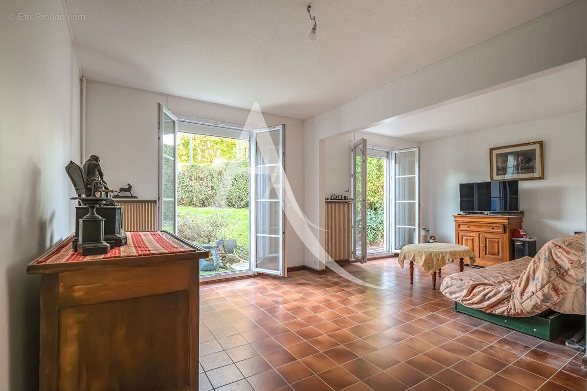 Maison à LIMEIL-BREVANNES