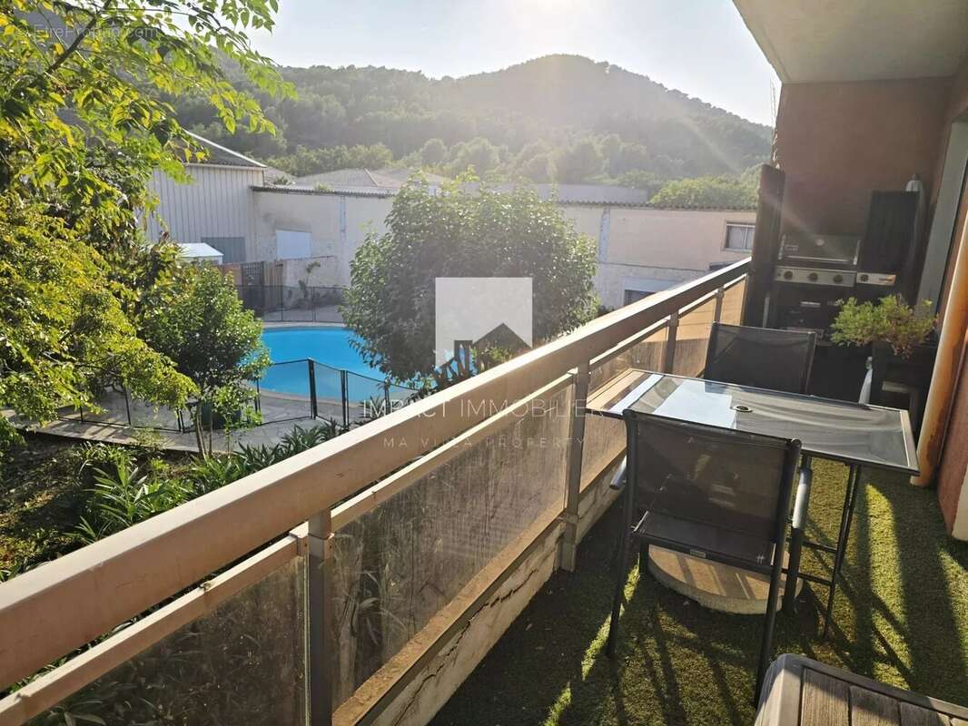 Appartement à HYERES