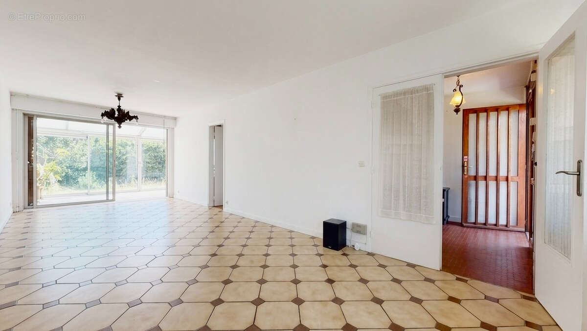 Maison 145m² à évry-courcouronnes - photo 2
