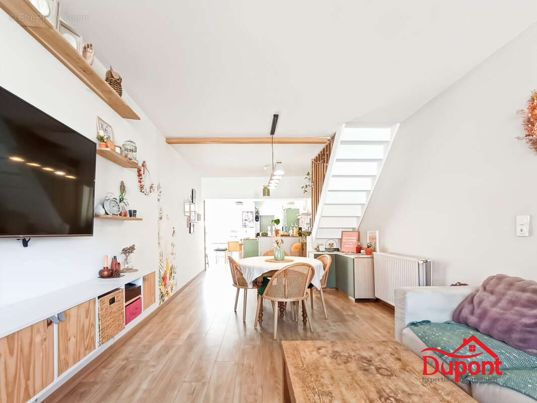 Maison 205 m² à Erre  - photo 2