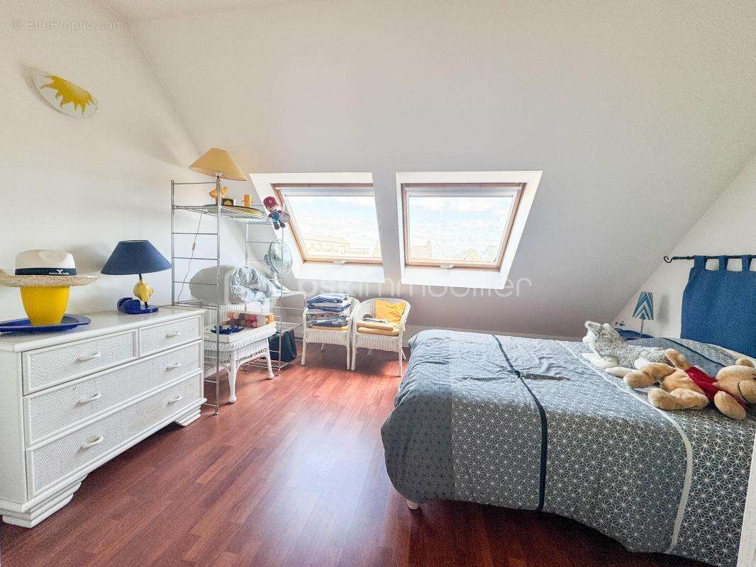 Maison à NOYAL-SUR-VILAINE