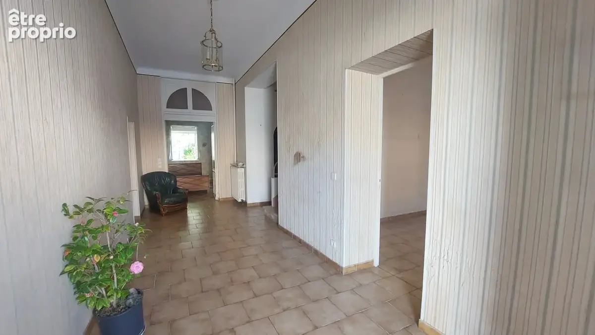 Maison de ville, 4 chambres+1 bureau  avec jardin et garage - photo 4