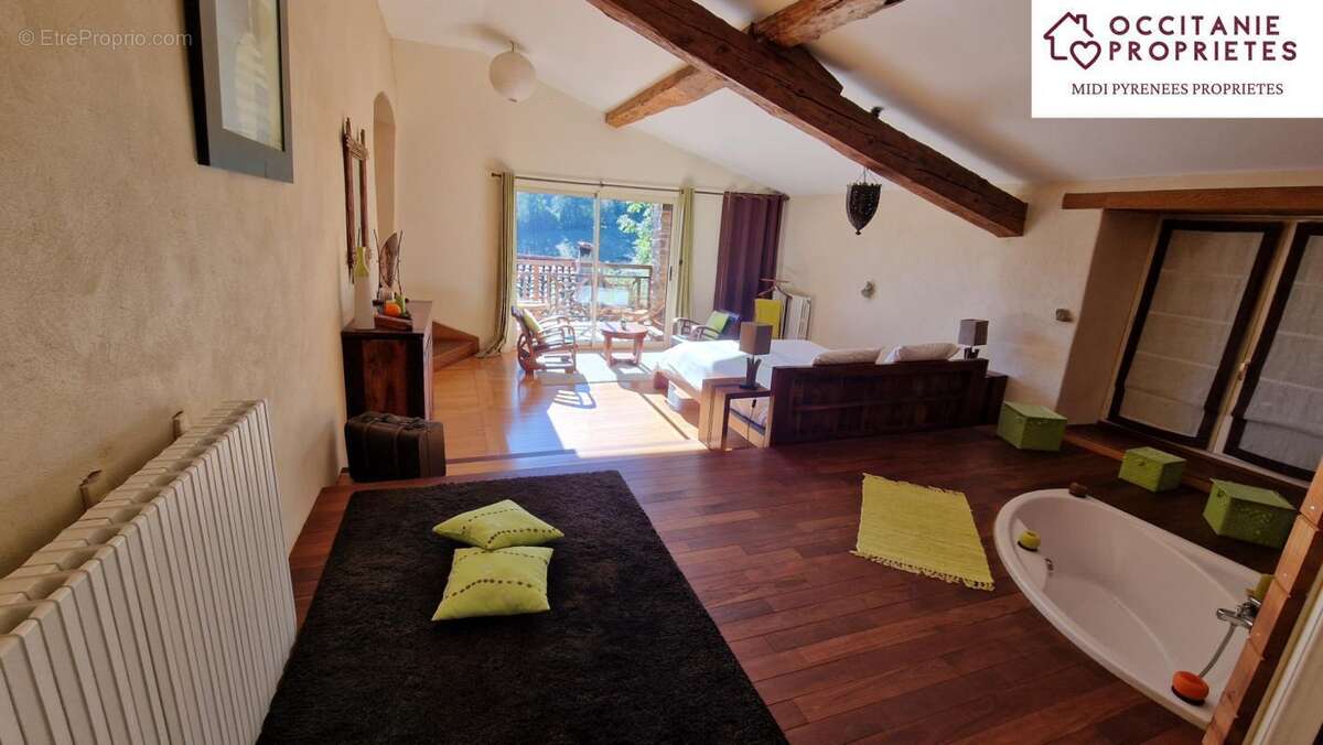 Maison à ESPLAS-DE-SEROU
