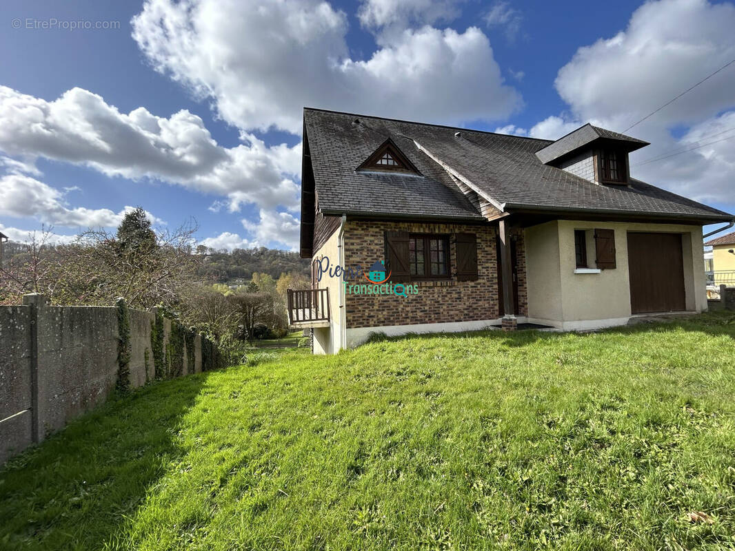 Maison à LILLEBONNE