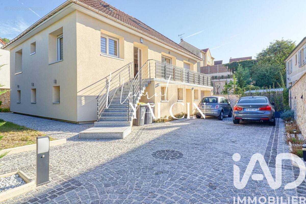 Photo 1 - Maison à ATTAINVILLE