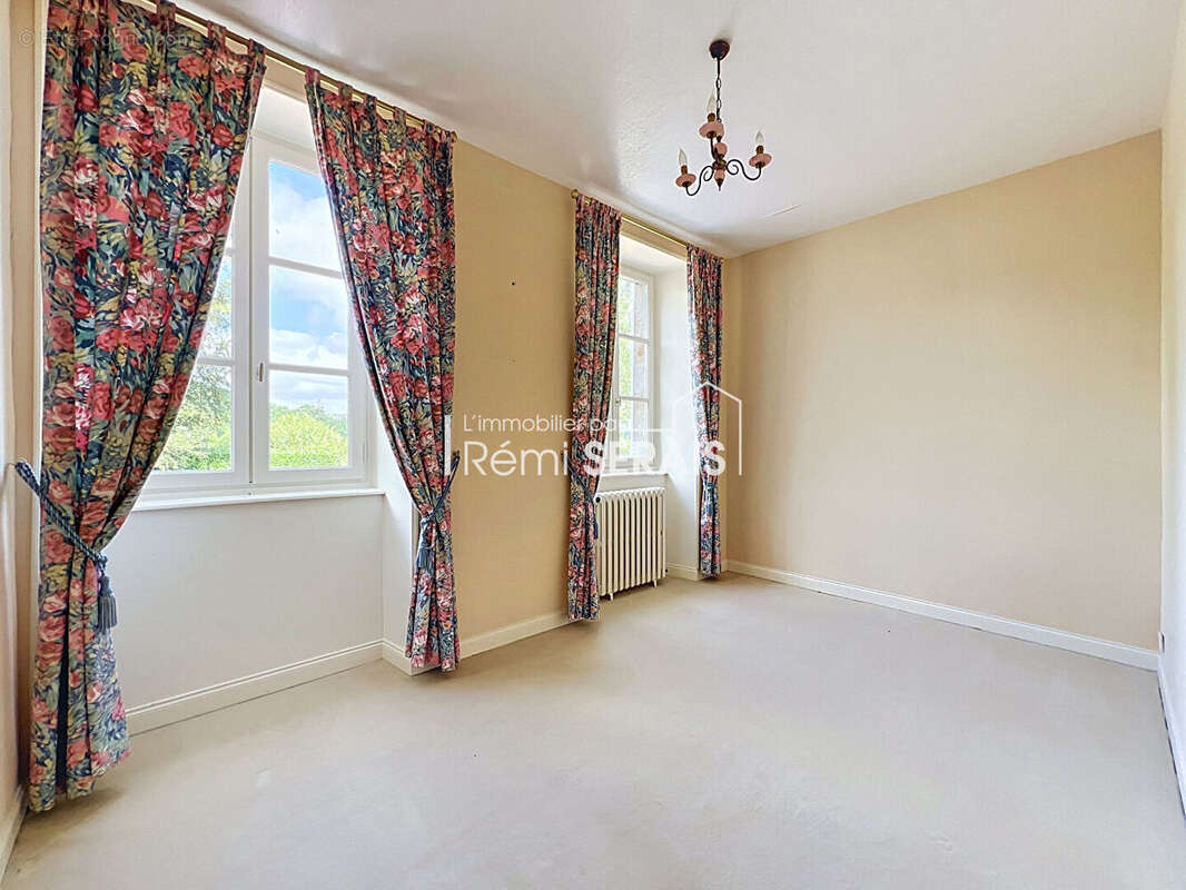 Maison bourgeoise à vendre à PUTANGES LE LAC - photo 13