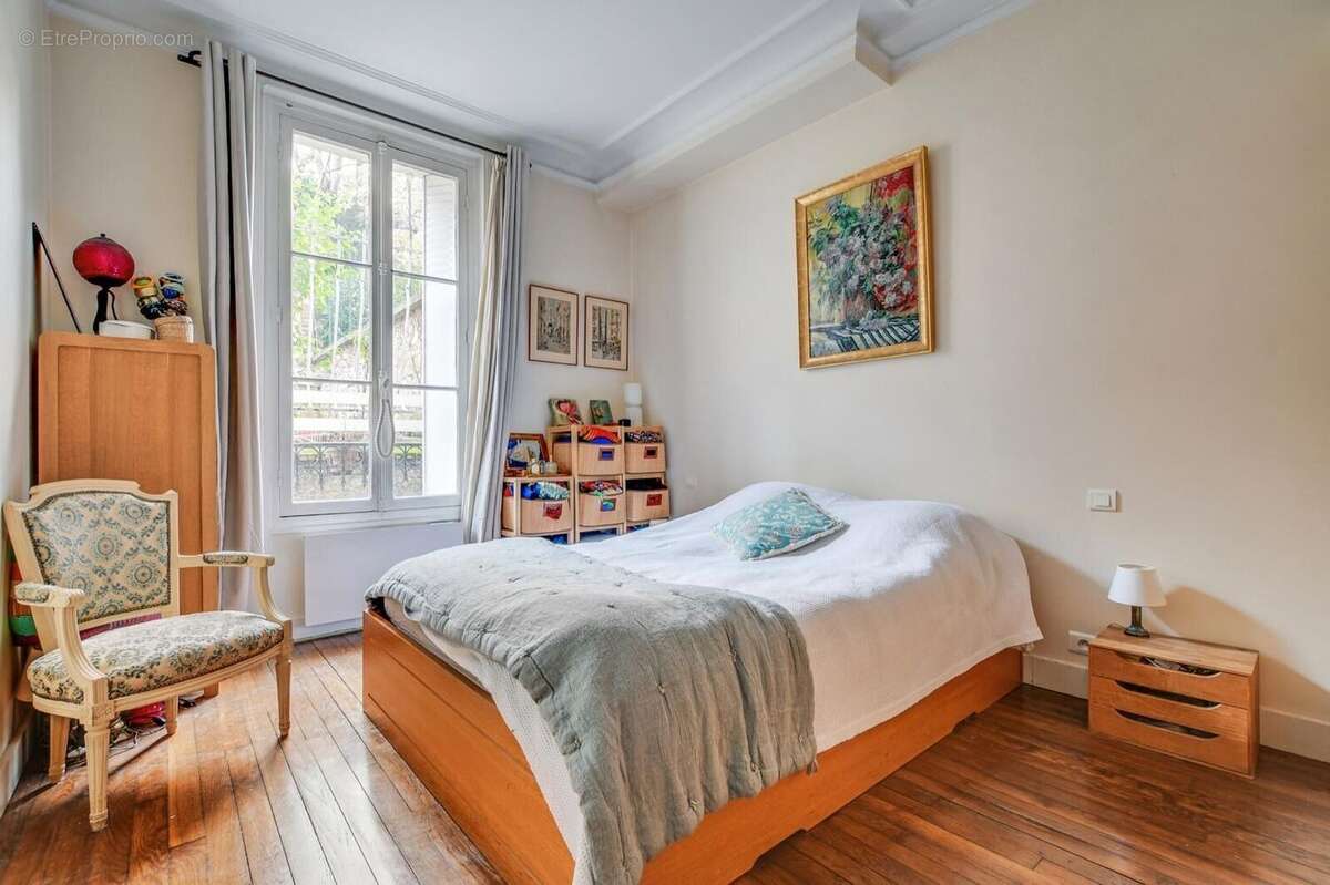Appartement à PARIS-19E