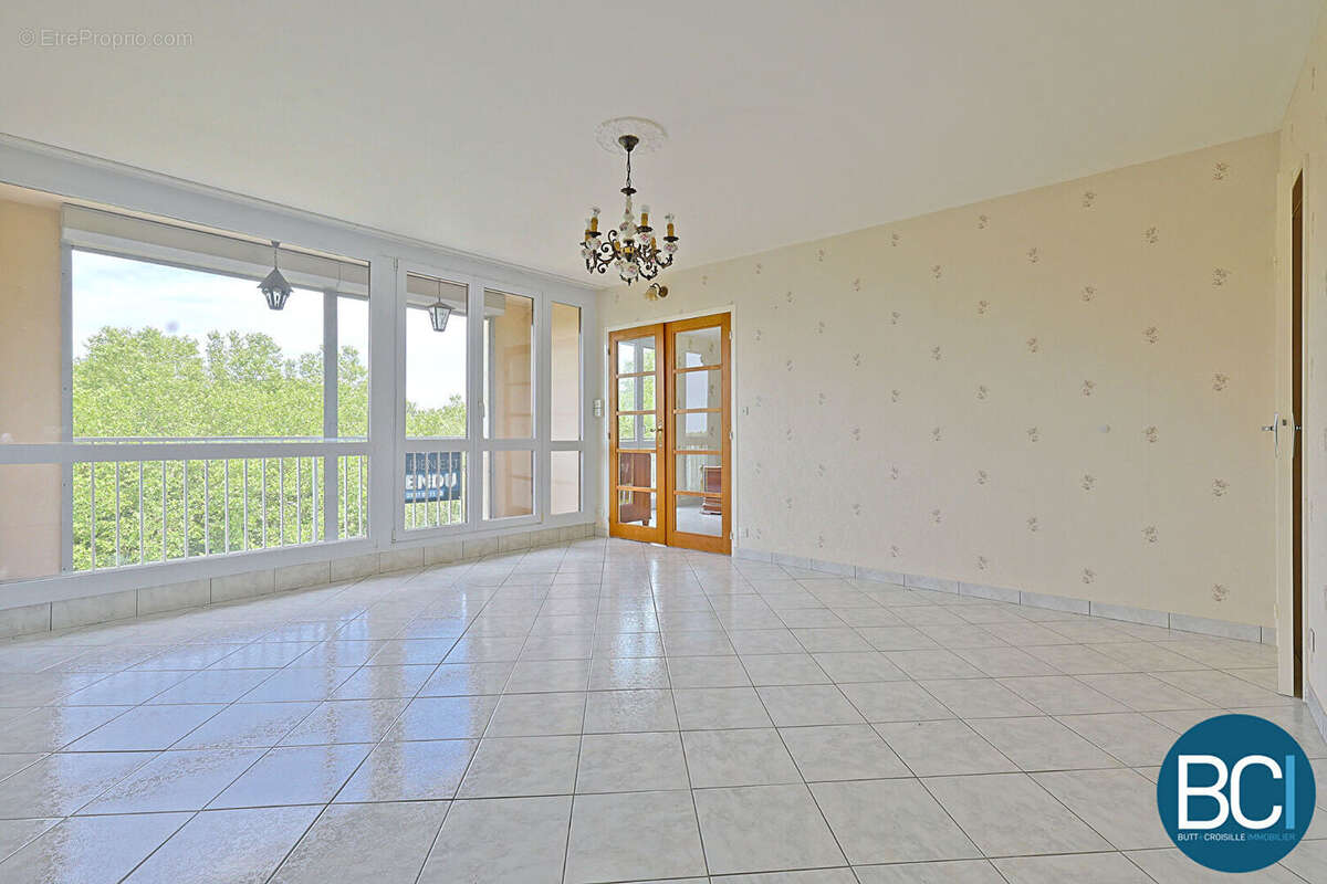 MAXÉVILLE - Appartement 3 pièces - 75.62 m2 - photo 2