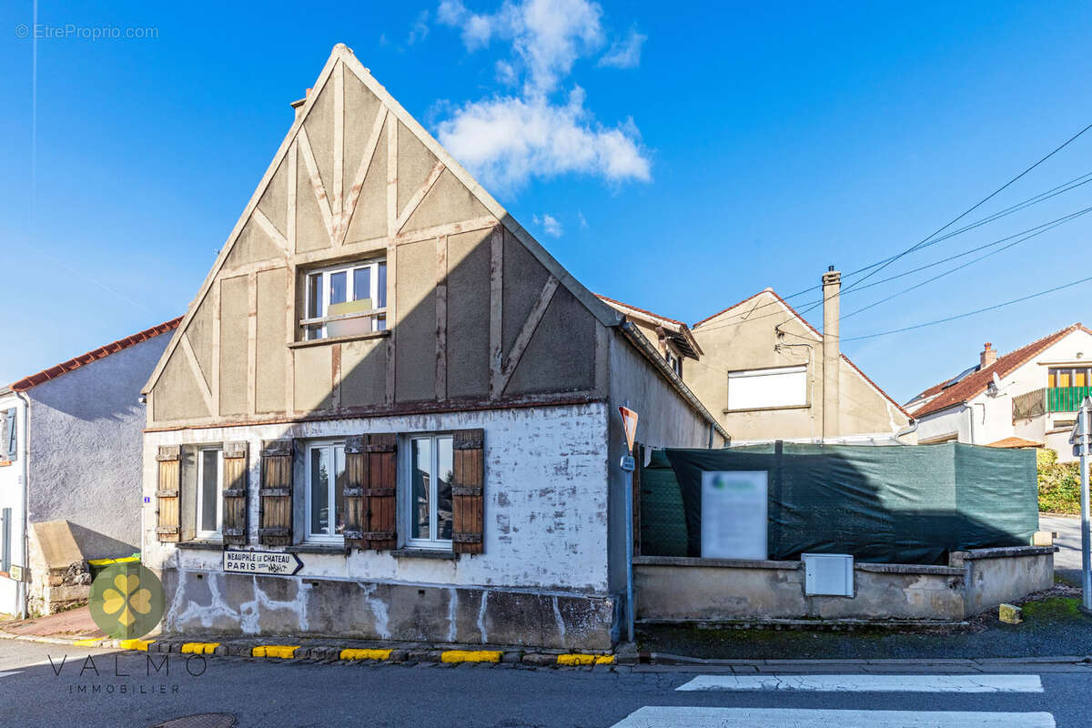 Maison à VILLIERS-SAINT-FREDERIC