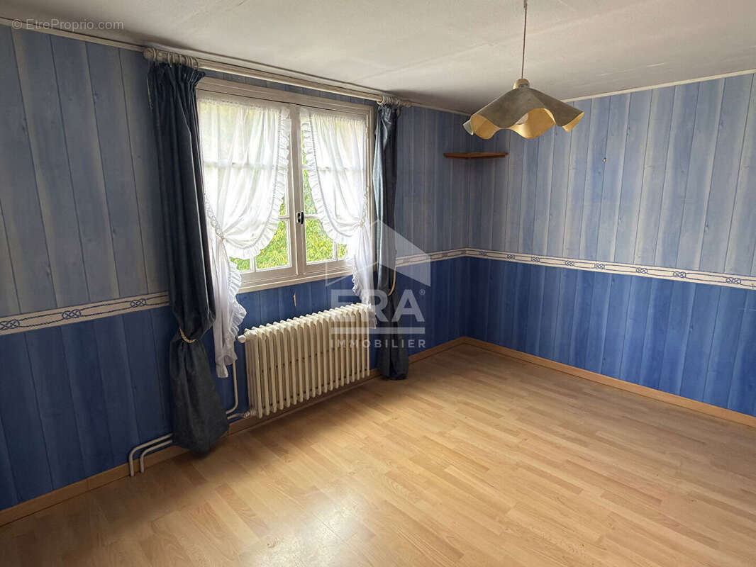 Terrain à BRETTEVILLE-L&#039;ORGUEILLEUSE