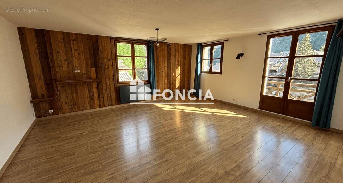 Appartement à ALLOS