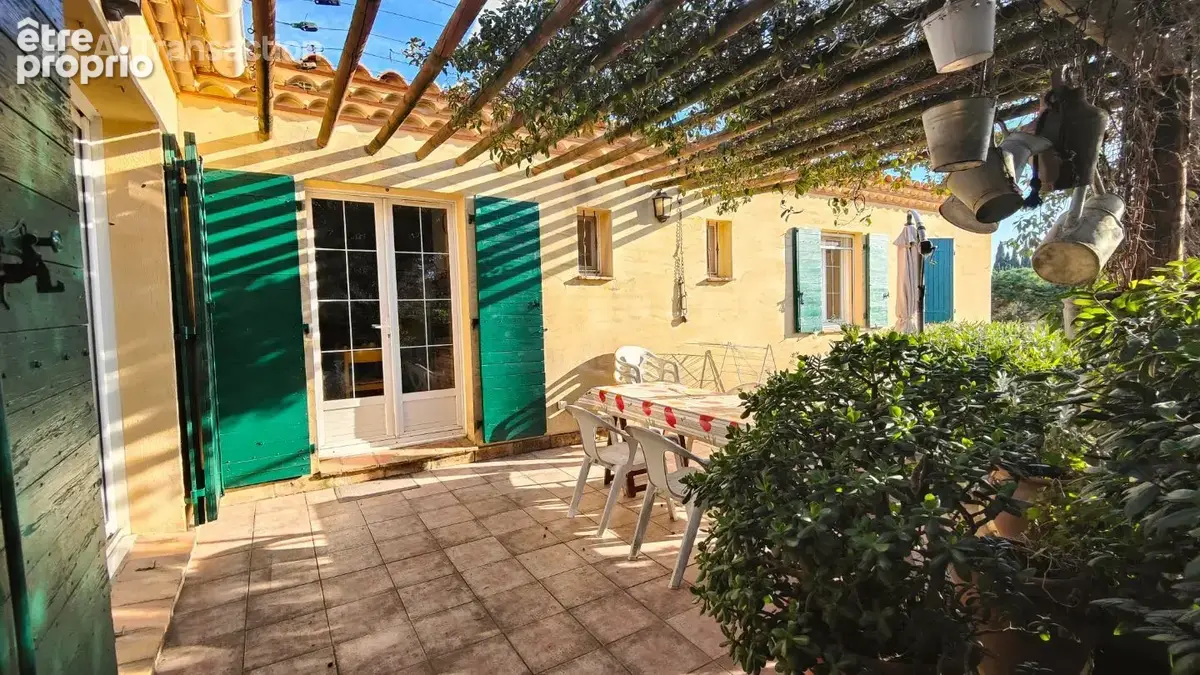 480 m² à Beauvoisin  - photo 2