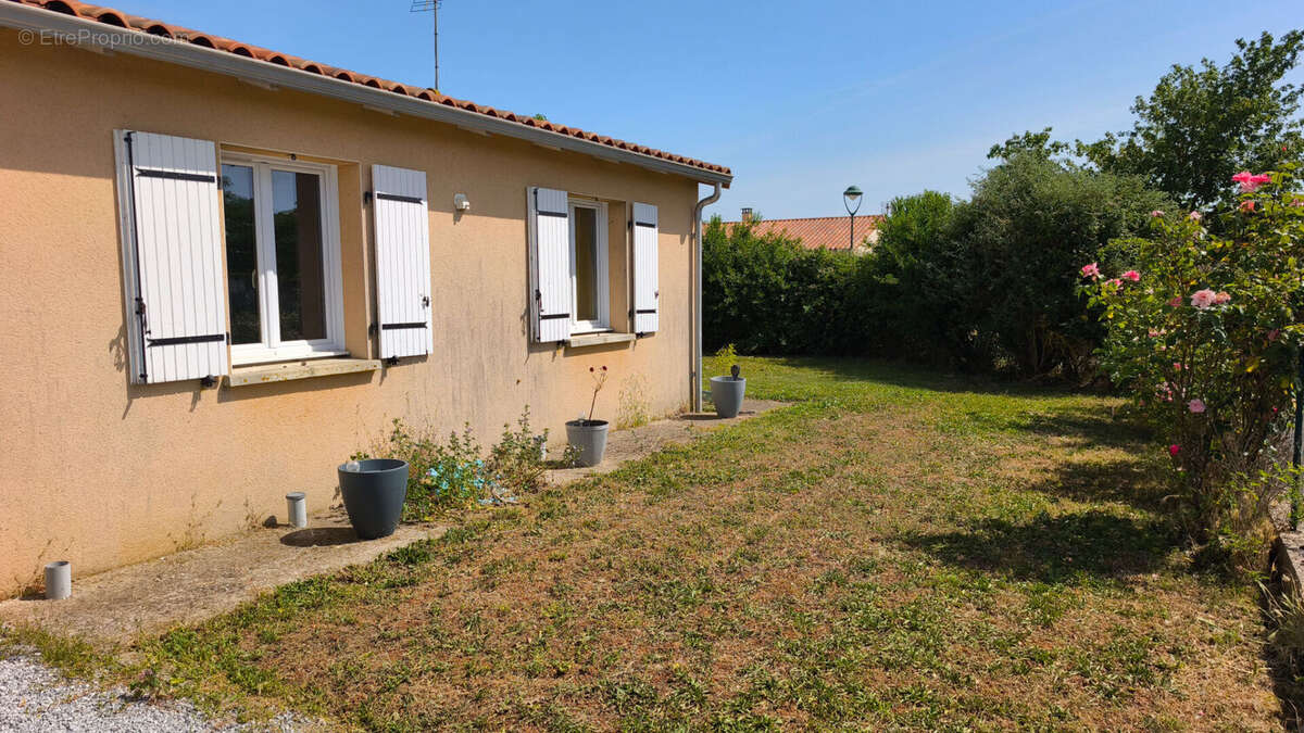 Maison à CHATEAU-LARCHER